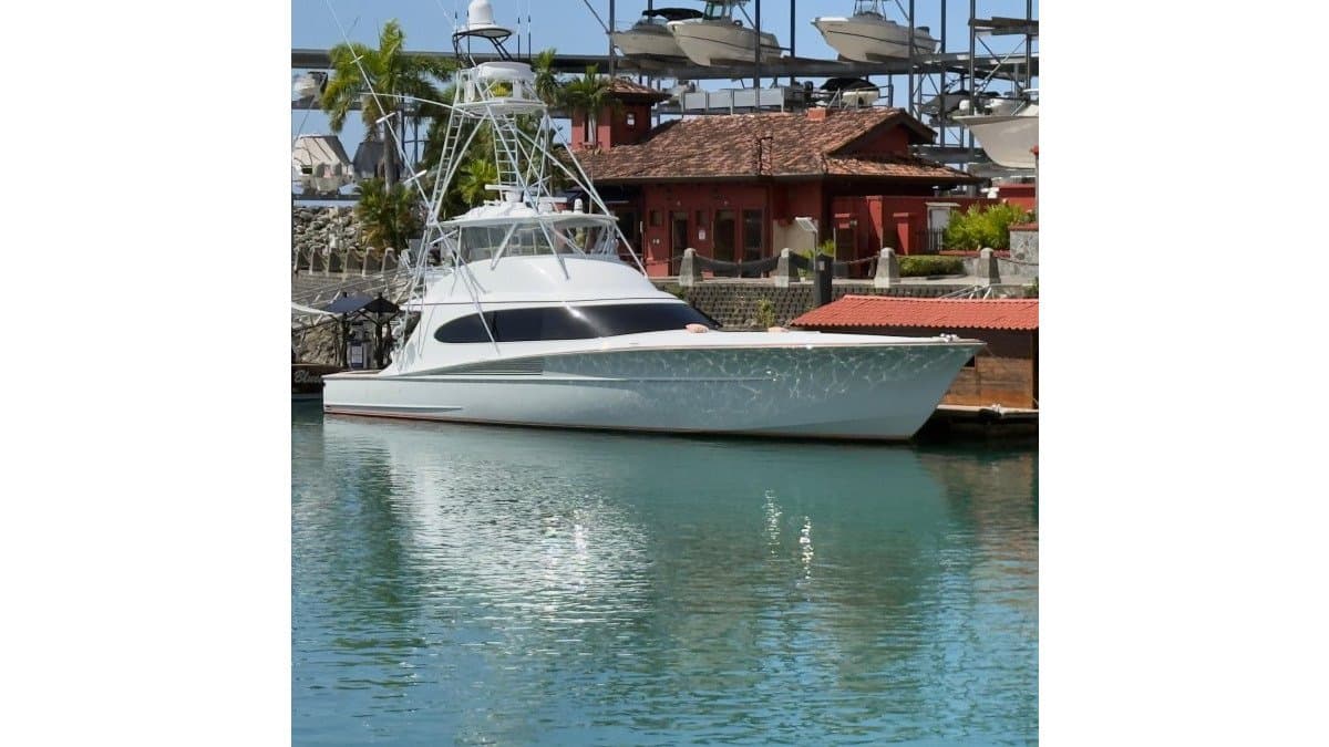 Steps to Buying a Luxury Yacht: 2026 Buyers Guide