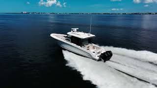 2023 Boston Whaler 350 Realm - UNPLUGGED